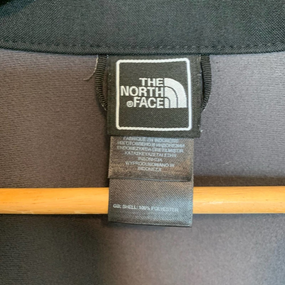 The North Face Mens Jacket Size Medium Black  Full Zip-up - Picture 3 of 16